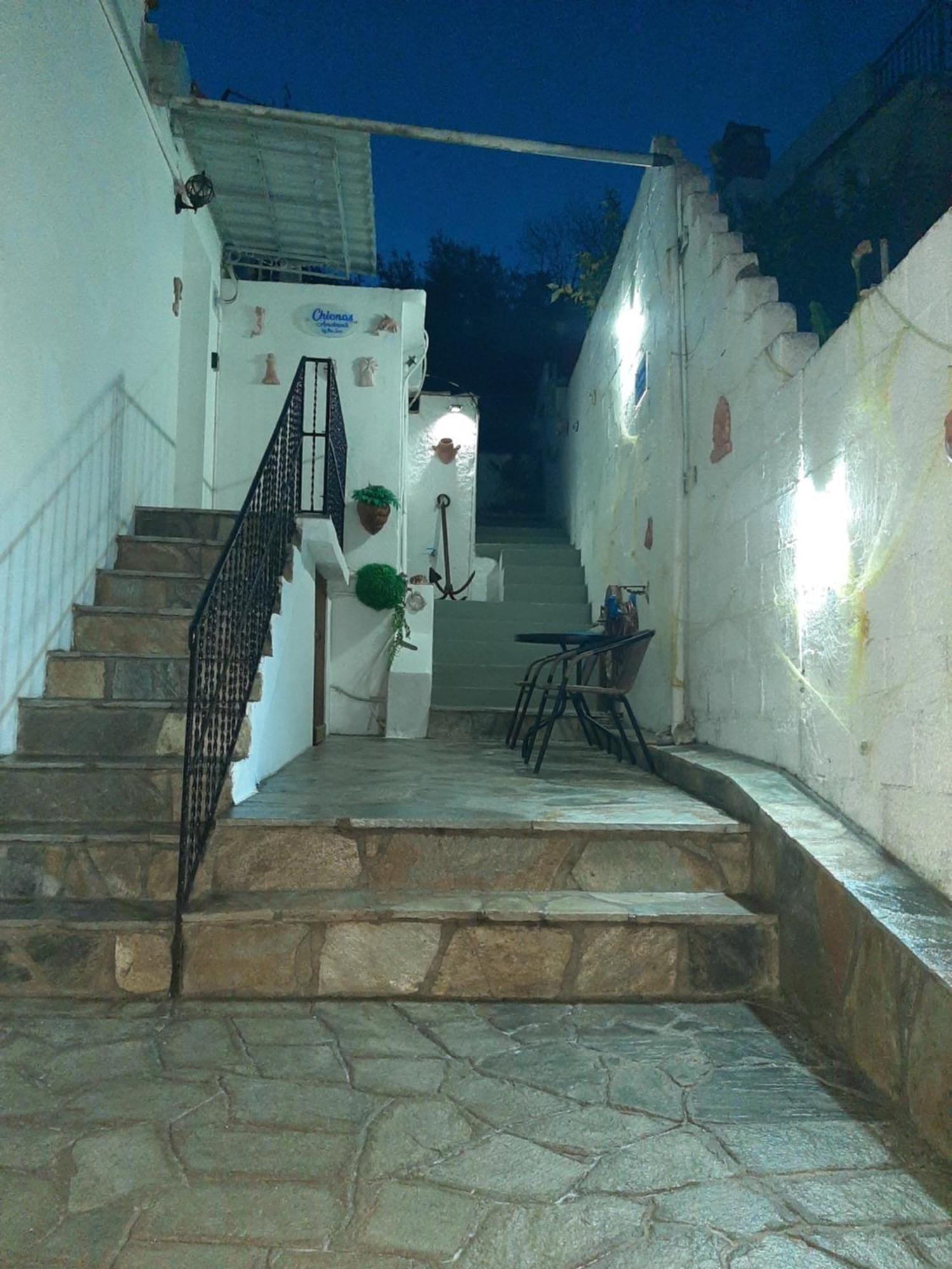 Chiona΄S Apartments By The Sea Paleo Trikeri Exterior photo